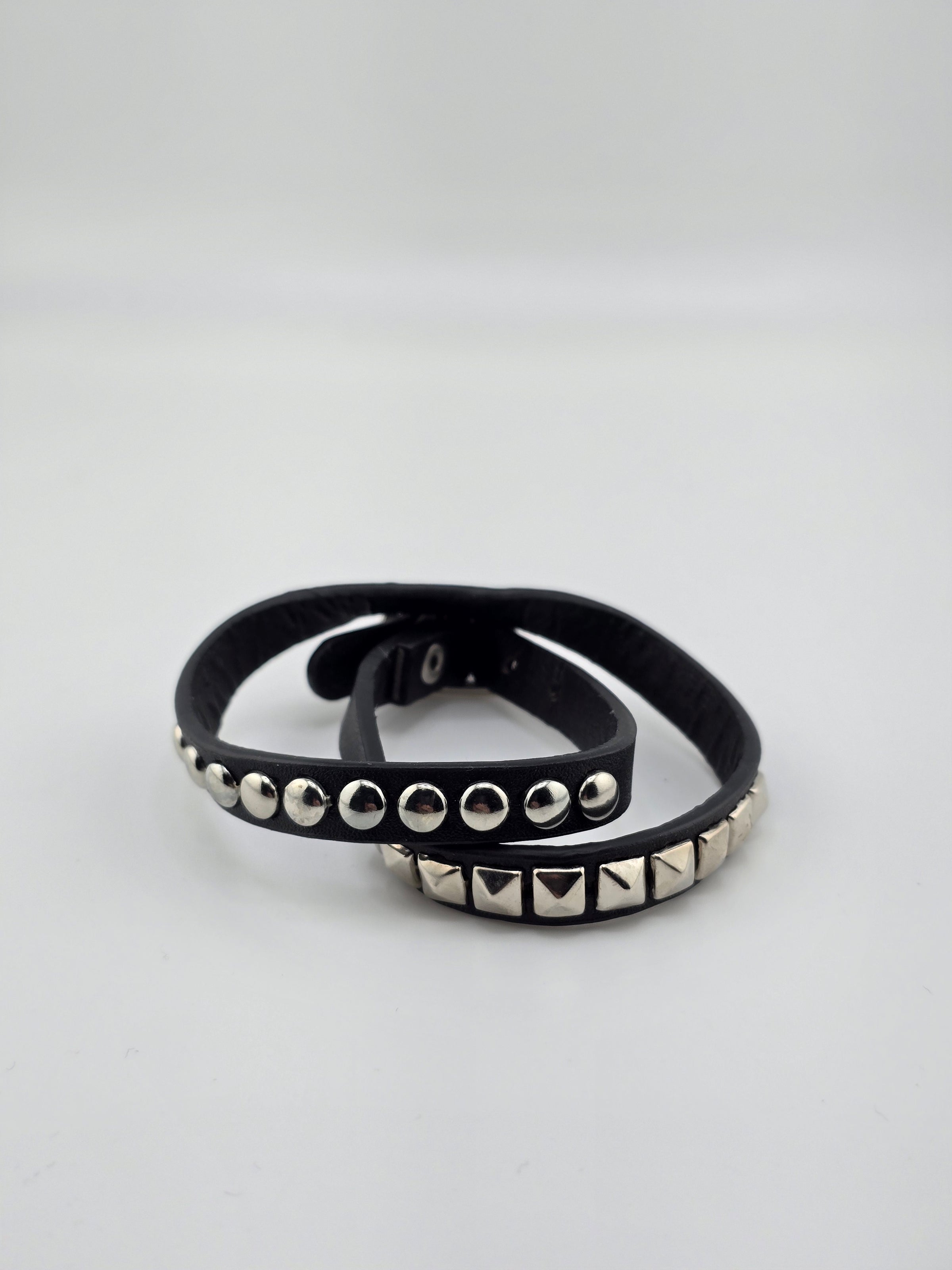 BR-Blk Leather Sliver Studded