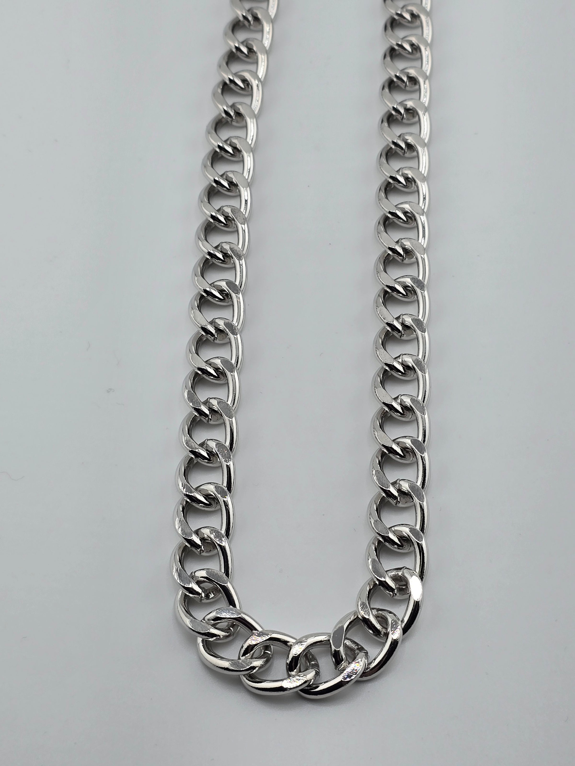 NK-18" Cut Curb Chain Silver
