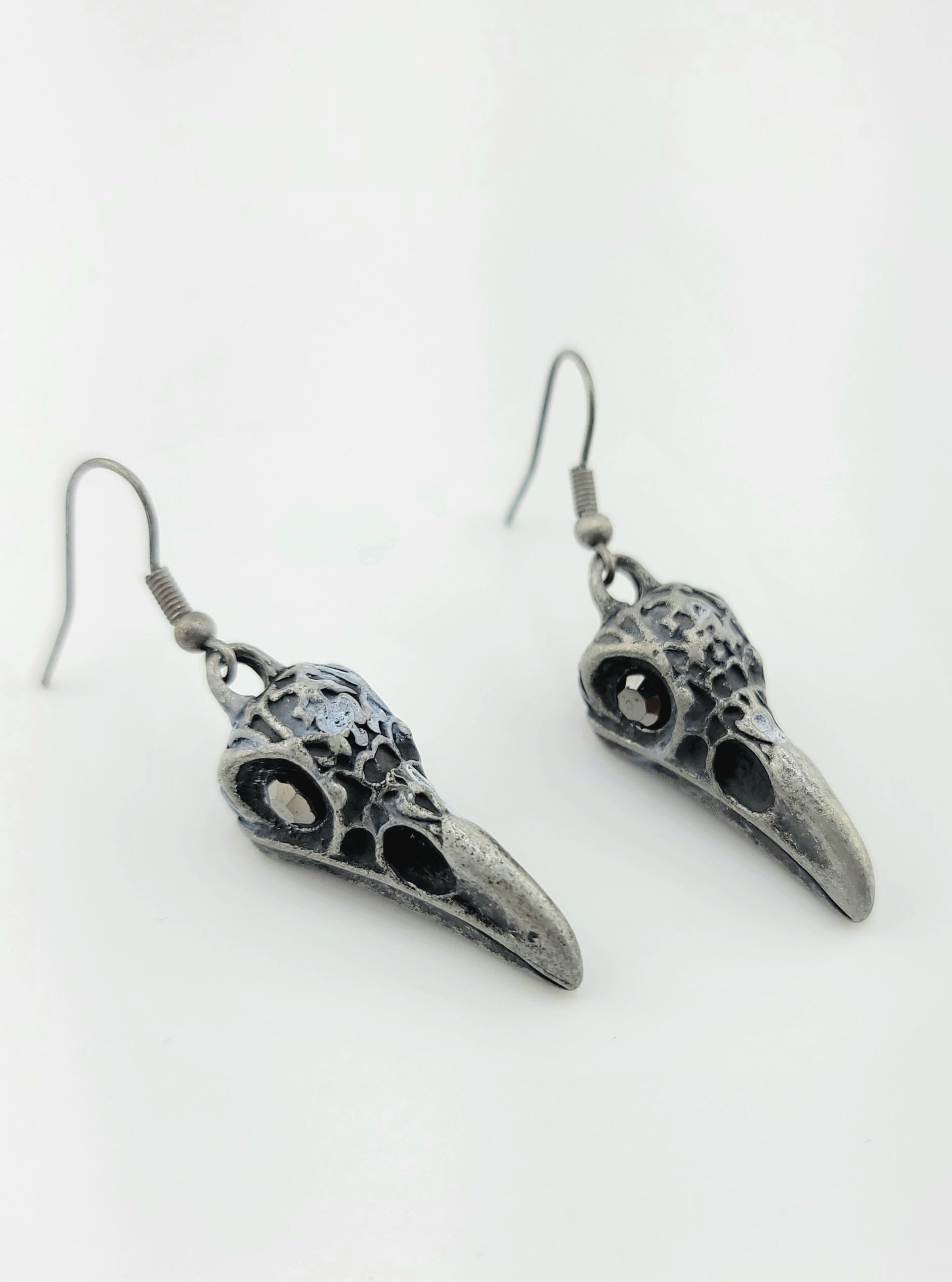 ER-Bird Skull Silver w/red eyes