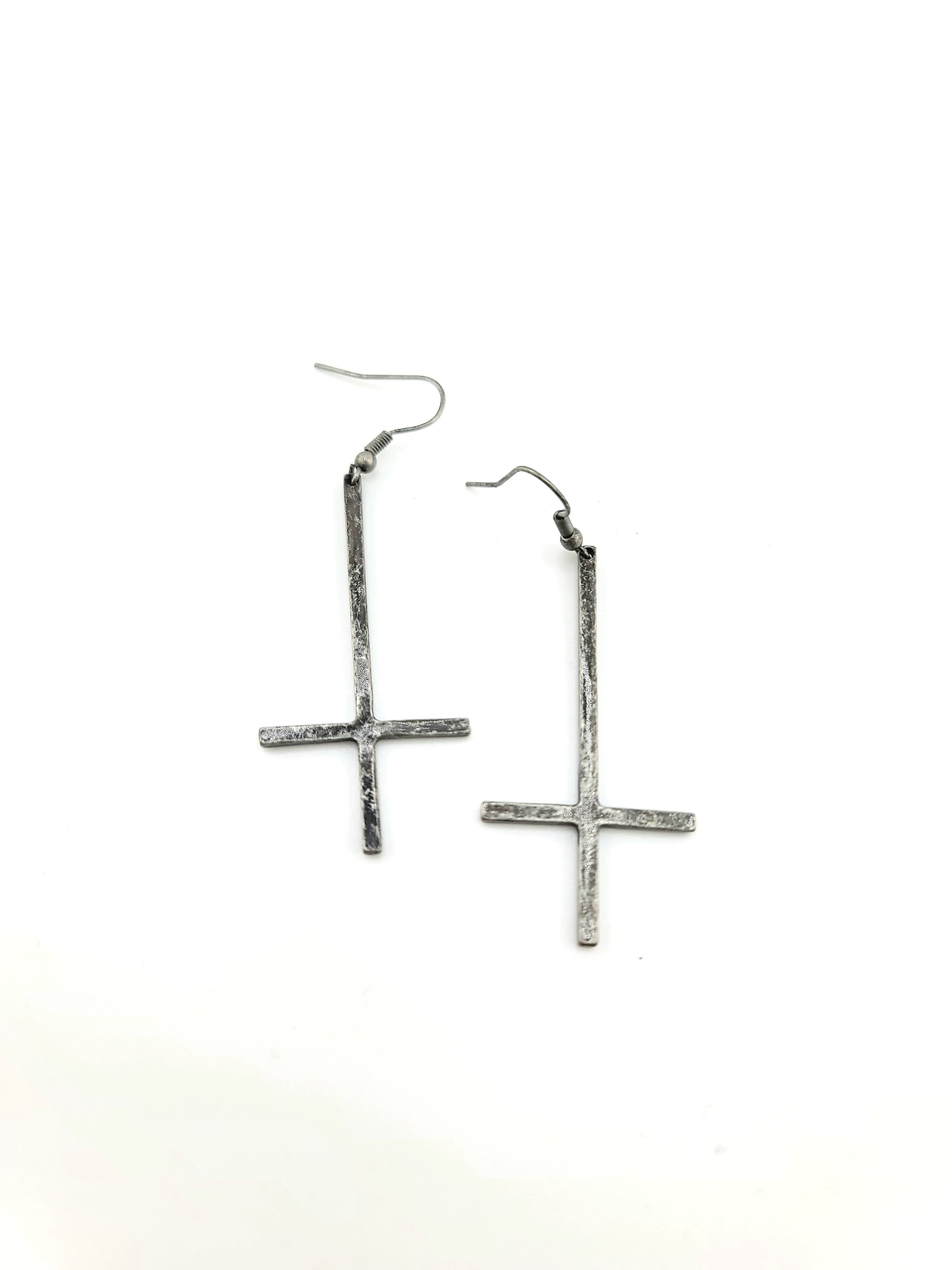 ER-Inverted Cross Dangle