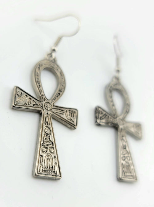 ER-Ankh antique silver