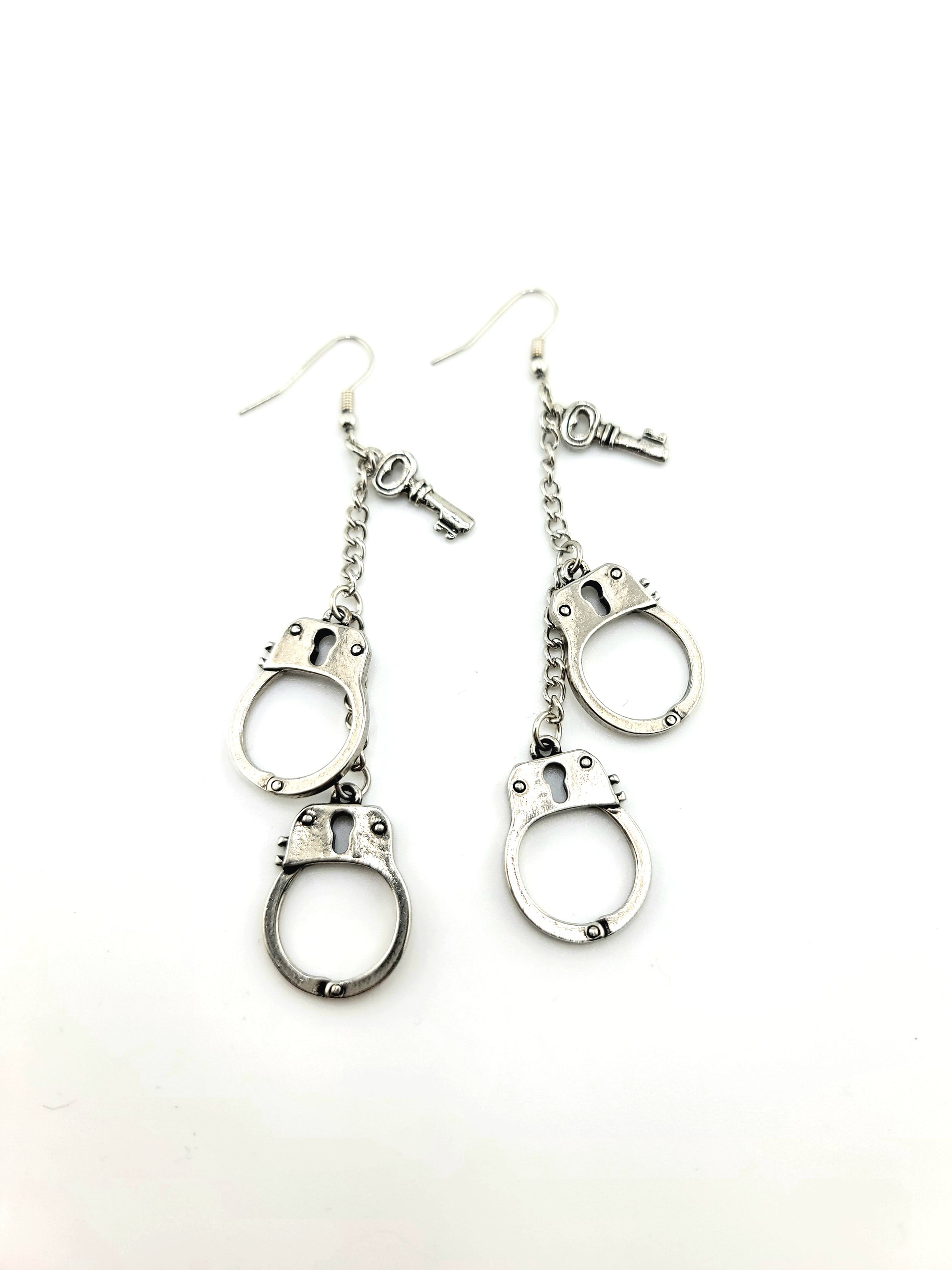 ER-Dangle handcuff & key