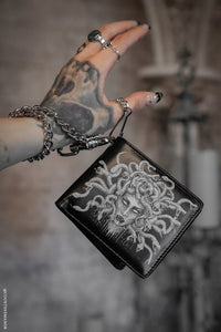 Medusa BiFold W/ Chain