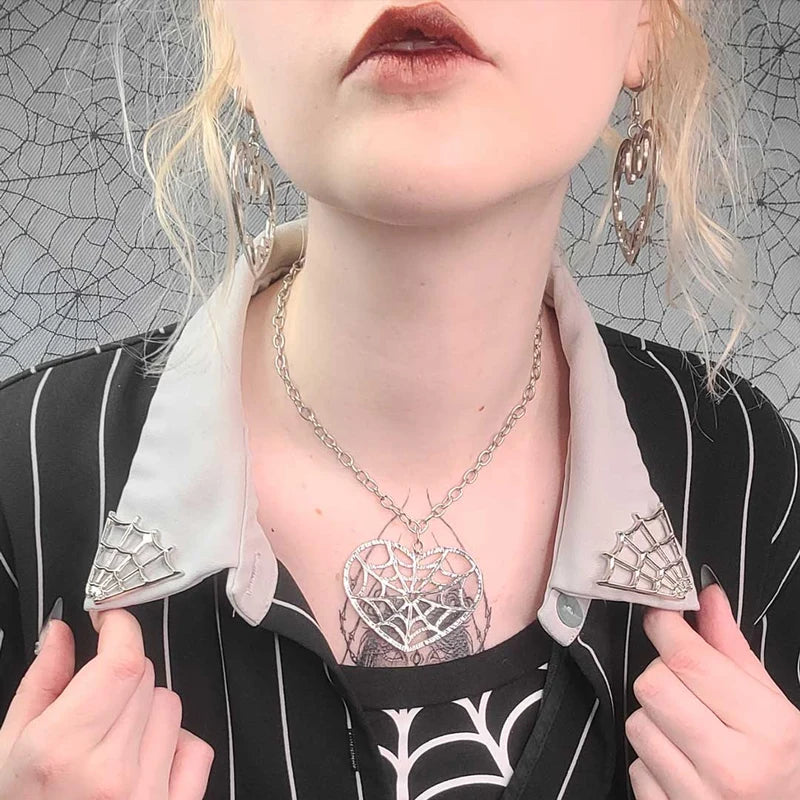 Necklace-Web Heart