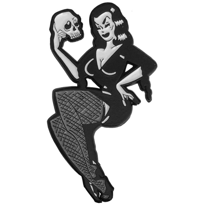 Vampira Skull Pin