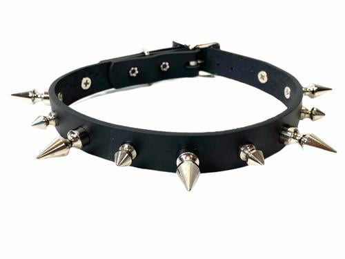 Big and Small Spikes Choker