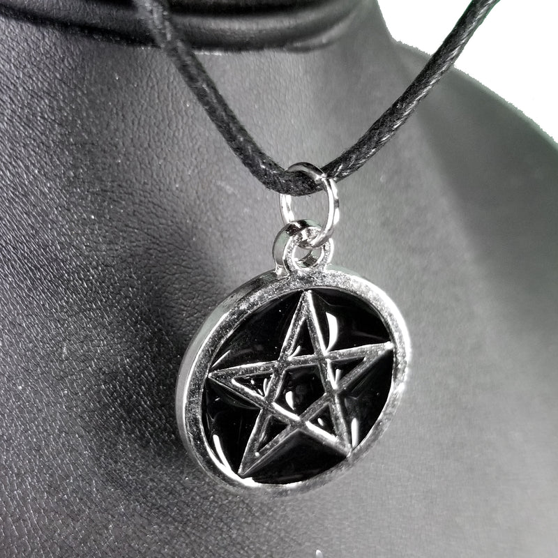 Necklace Small Pentagram