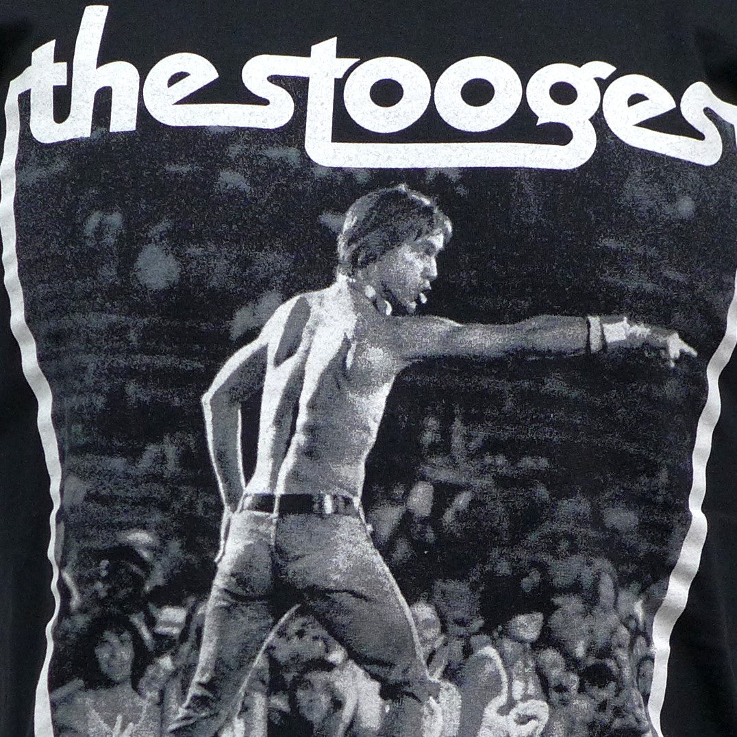 Stooges Crowdwalk
